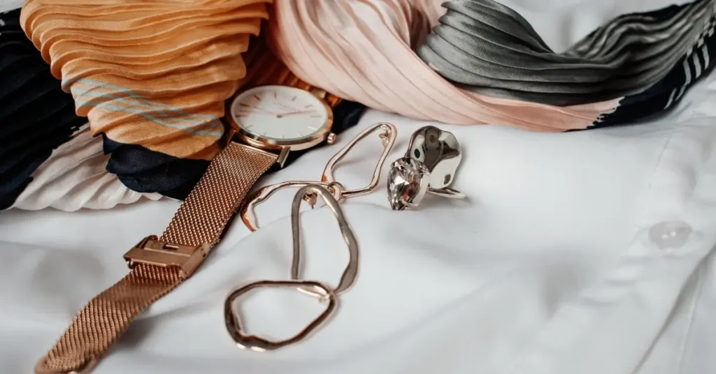 Accessories for outfit